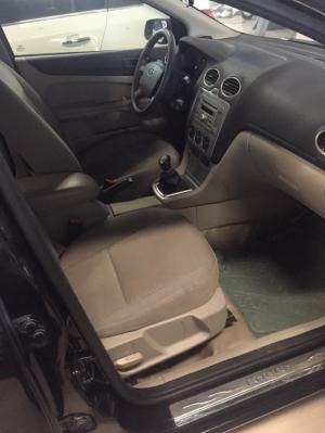 Ford Focus 2008, số sàn, màu đen, xe cá nhân