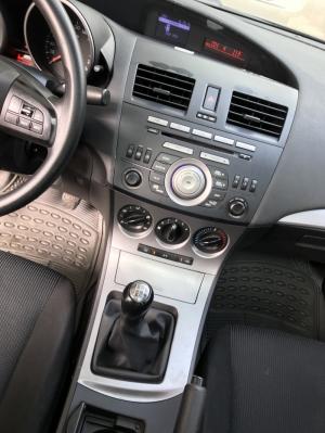 Bán Mazda 3 1.6MT màu xám số sàn nhập Nhật 2010 đăng ký 2012 biển Sài Gòn 1 chủ