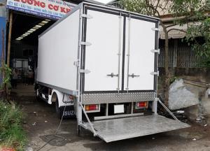 Bán xe tải isuzu 3.5 tấn thùng kín inox có bửng nâng, trả trước 100 triệu, giao xe ngay - Gọi 0978015468 (Mr Giang 24/24)