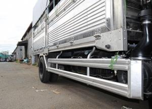 Bán xe tải isuzu 1t9 thùng mui bạt, có bửng nâng - Trả trước 100 triệu giao luôn xe - Gọi 0978015468 (Mr Giang 24/24)