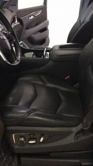 Bán Cadillac Escalade ESV Platinum Model và đăng ký 2016,xe cực chất ,giá rẻ