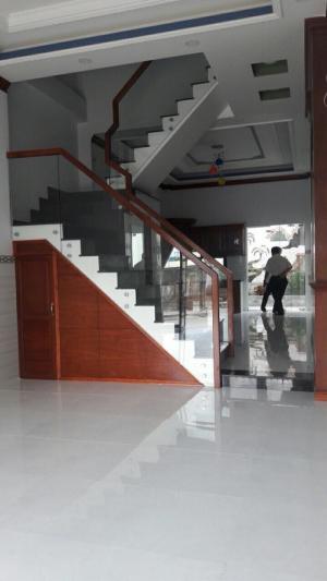 Nhà riêng 1 trệt 3 lầu ,Tây Thạnh, Tân Phú, sổ hồng chính chủ
