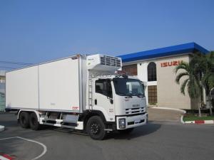Xe tải isuzu 15 tấn thùng đông lạnh - Trả trước 200 triệu giao luôn xe