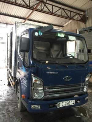 Bán xe tải Teraco 240 đời 2017 thùng kín