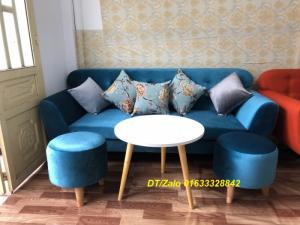 Sofa băng phòng khách