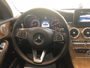 Bán xe Mercedes C250 cũ đăng ký 2018 màu Nâu chạy 12135 km còn rất mới giá rẻ.
