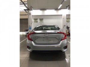 Honda Ôtô Cần Thơ - Honda Civic 1.8 mà bạc giao ngay.