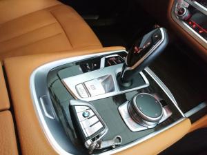 BMW 730LI model 2017 màu đen nội thất nâu