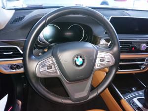 BMW 730LI model 2017 màu đen nội thất nâu