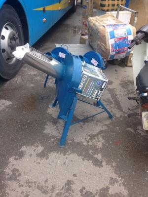 Bán máy băm cỏ sản xuất thức ăn cho vật nuôi sử dụng động cơ điện 1kW giá rẻ nhất