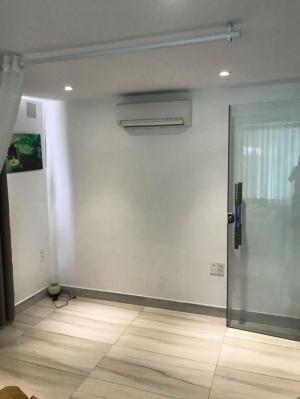 Mặt tiền đường Dương Quảng Hàm Gò Vấp, 6 x 18, 5 tầng