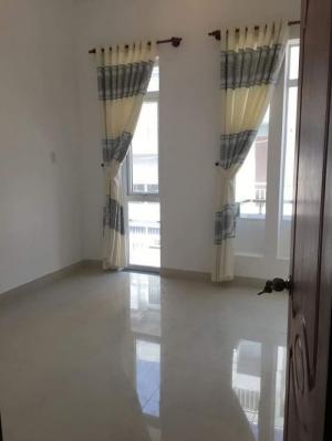Nhà cực đẹp, Giá cực hấp dẫn ngay chợ bình thành,Bình Hưng Hoà B