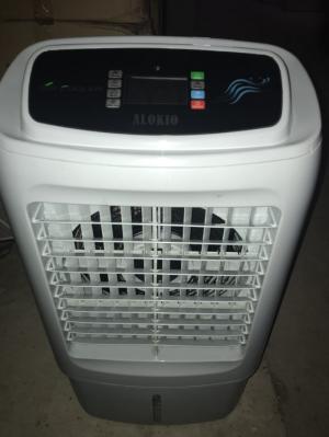 Loa kéo 4 tấc gỗ và máy làm mát số lượng có hạn
