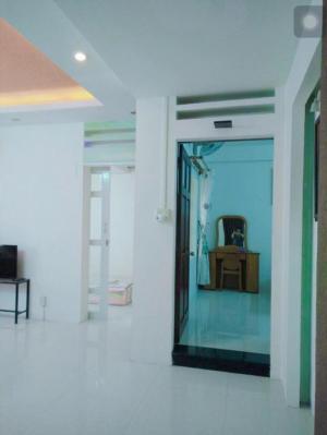 Cho thuê căn hộ chung cư 2 phòng ngủ số 2 Lê Hồng Phong tòa C