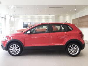BÁN Volkswagen Cross Polo Giao ngya, giá tốt giao xe toàn quốc