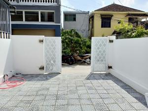 Cần bán gấp nhà 2 tầng xóm 7 Lại Thế, diện tích 94,5 m2, hướng Đông đẹp.