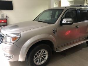 Ford EVEREST MT 2009 GHI VÀNG xe đẹp chất giá hợp lý