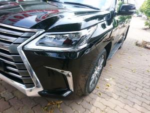 Bán Lexus LX 570 sản xuất 2016 màu đen