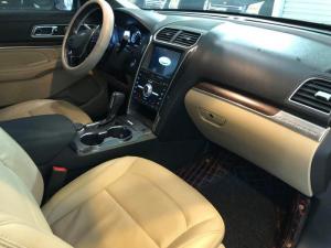 Ford Explorer 2017 Trắng Xe Đẹp Giá Hợp Lý.