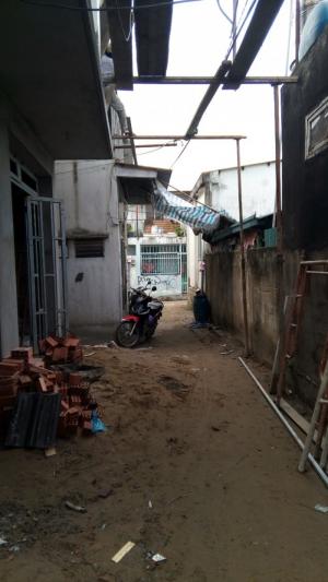 Bán gấp căn nhà hẻm 82, DT sàn 80m2. Quận 9