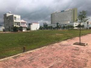 Cấn bán lô đất MT Võ Văn Kiệt, Bà Rịa - Vũng Tàu,132m2, đã có sổ hồng.