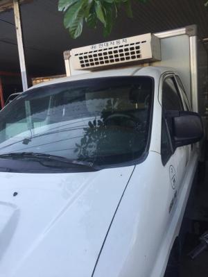 Bán xe tải hyundai libero thùng kín đời 2002
