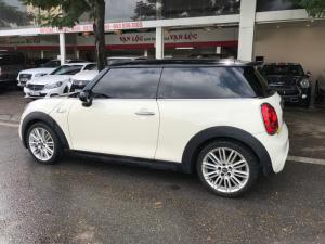 Mini Cooper S 2016 màu trắng