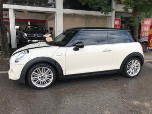 Mini Cooper S 2016 màu trắng