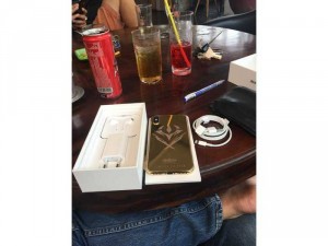 Iphone X mạ vàng 24k Phiên bản giới hạn