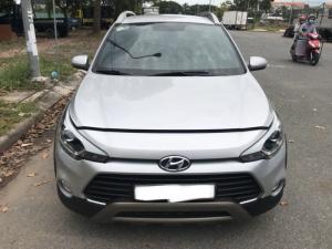 Bán Hyundai i20 2015, màu bạc, đúng chất, giá TL, hổ trợ góp