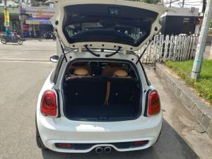 Cần bán em Mini Cooper S 2015 màu trắng 2 cửa nhập khẩu Anh