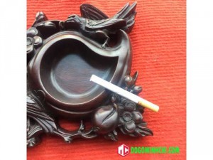 Gạt tàn quả đào gỗ gụ