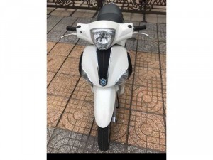 Cần bán Liberty 125 ie màu trắng xe mới bóng ga gầm rú