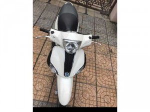 Cần bán Liberty 125 ie màu trắng xe mới bóng ga gầm rú