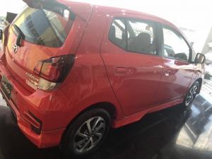 Toyota Wigo 1.2 AT màu đỏ