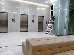 Chính chủ cần bán chung cư mới bin giao Grand Riverside, 3 phòng ngủ, hoàn thiện theo chủ đầu tư, giá chỉ 5 tỷ