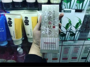 Sữa Rửa Mặt Trị Nám Trắng Da Anti Fleck