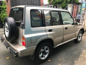 Cần bán xe Suzuki Vitara 2004 màu vàng kim 5 chỗ zin cực chất