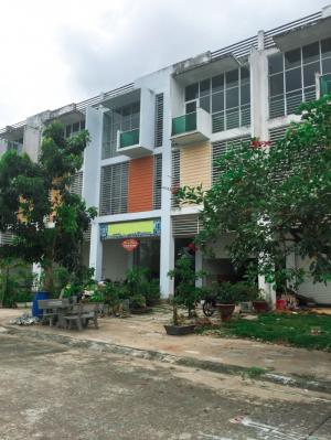 Nhà thô