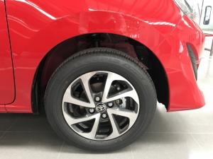 Toyota wigo có 6 màu: đỏ, cam, xám, đen, trắng, bạc. Liên hệ ngay hotline 0939 725 968 để được biết thêm thông tin chi tiết.