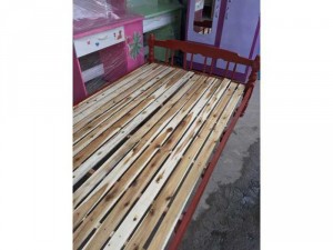 Giường Gỗ Tạp Dùng Để Đẻ