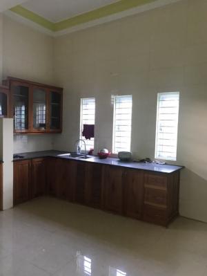 Cần tiền bán nhanh căn nhà nhỏ 2 tầng tại Lộc Ninh cách sân bay 1km