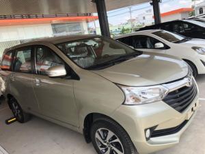 Toyota avanza 1.3 mt số sàn màu vàng giao ngay