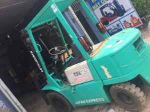 Cần bán xe nâng động cơ dầu