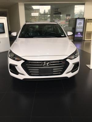Hyundai Elantra Sport 1.6 Turbo,Giao Xe Hồ Sơ Ngay chỉ với 200 triệu tại Hyundai Bình Dương..