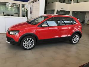 Bán Volkswagen Cross Polo mới, nhập khẩu nguyên chiếc, giao ngay, hỗ trợ vay 80% giá trị xe