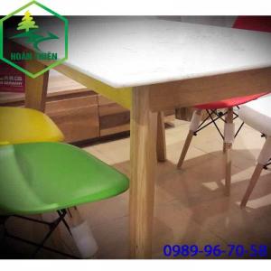 bàn ăn mặt đá nhân tạo giá rẻ