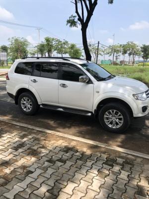 Bán Mitsubishi Pajero Sport 2.5MT màu trắng số sàn máy dầu sản xuất 2016 biển tỉnh chạy 38000km