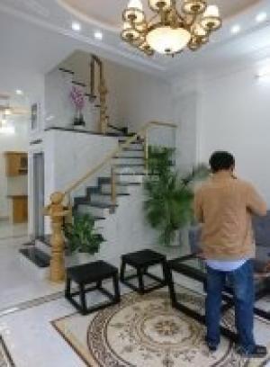 Nhà Huỳnh Tấn Phát Góc 2 Mặt Tiên 10m.Dt:7,5x13m,Sd=360m2, 1 Trệt 2 Lầu Sân Thượng+5pn,Sân Xe Hơi