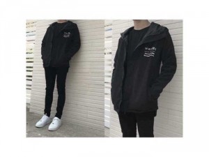 Áo gió có chữ hàng loài 1